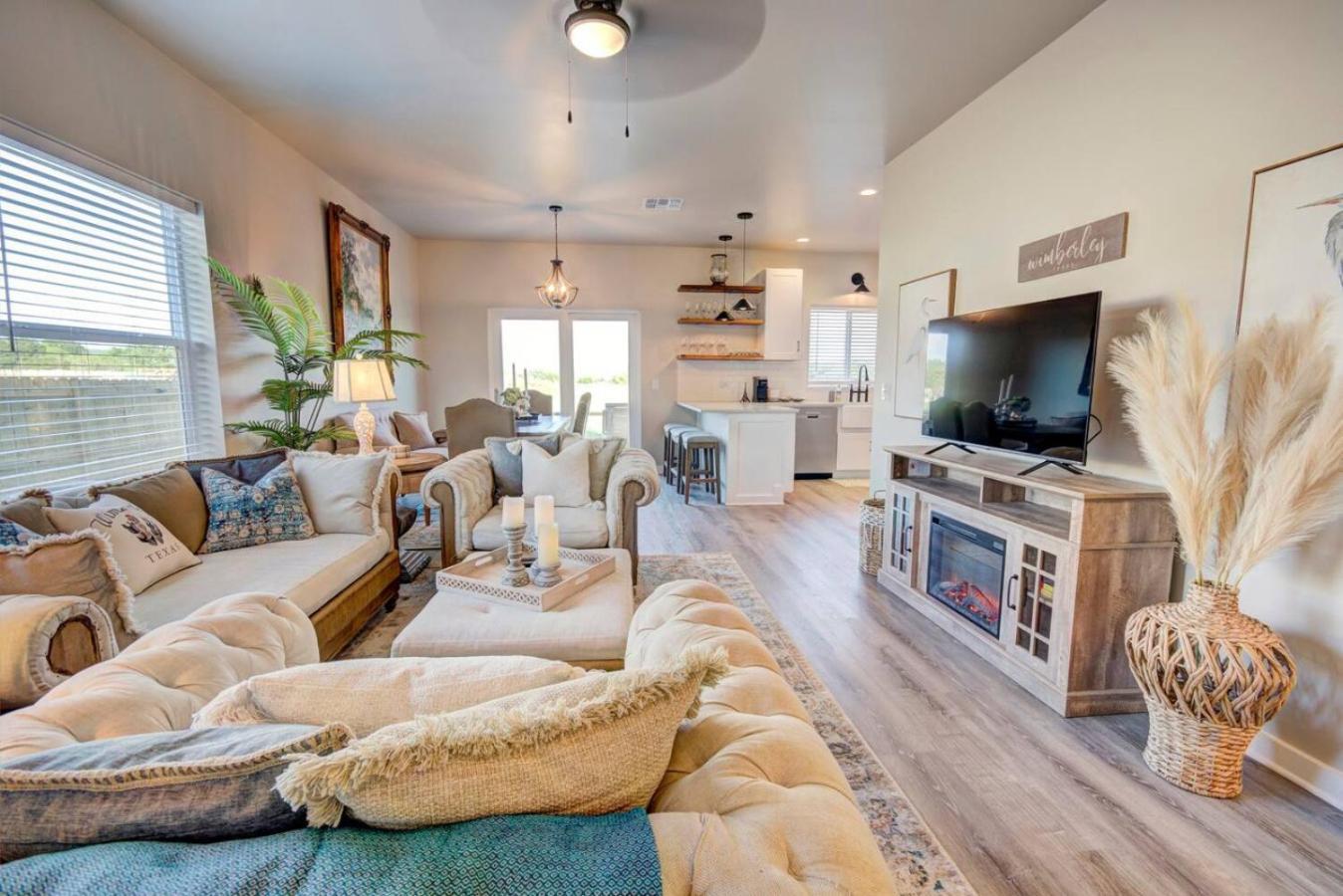 ווימברלי The Lodge At Little Ranches Central Sleeps 26 מראה חיצוני תמונה