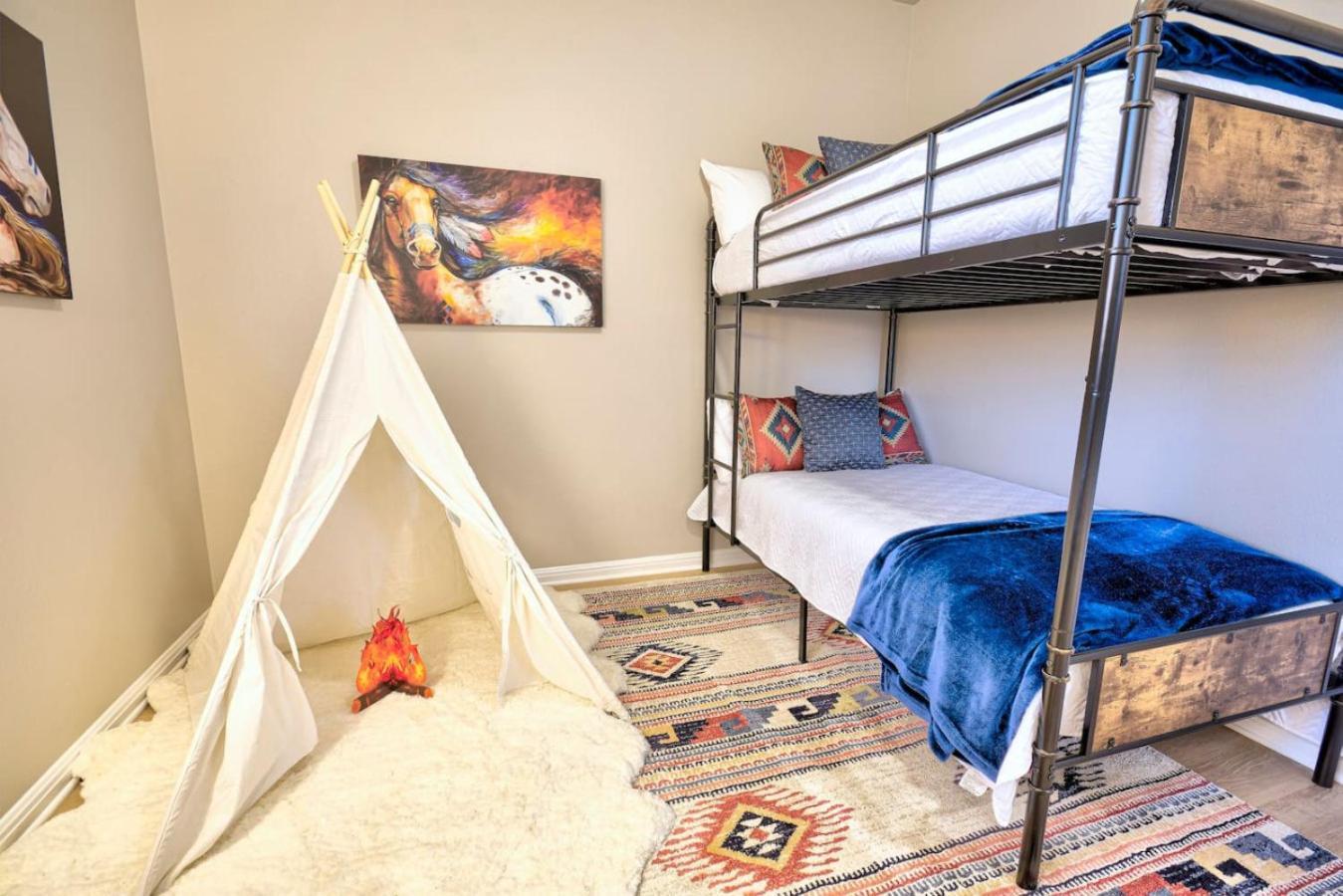 ווימברלי The Lodge At Little Ranches Central Sleeps 26 מראה חיצוני תמונה